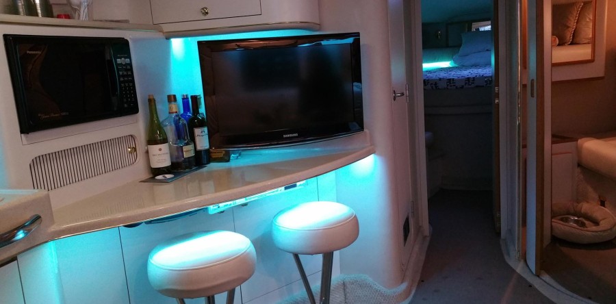 Stiletto I – Bar Area
