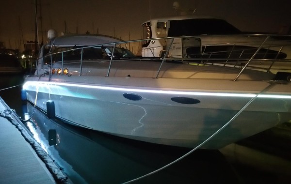 Stiletto I – Port Side