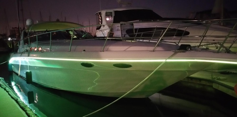Stiletto I – Starboard Side